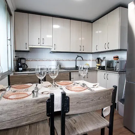 Cepero Center 1 Homestay Malaga