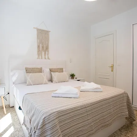Cepero Center 1 Homestay Malaga